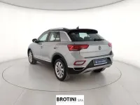 Usata VW T-Roc Style 116 CV (85 kW) 2025 Grigio metallizzato SUV