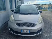 Usata Kia Venga 77 CV (56 kW) 2010 Grigio Utilitaria