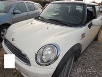 Begagnad Mini ONE 75 HK (55 kW) 2010 Beige Halvkombi