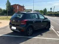 Usata Dacia Sandero Stepway 90 CV (66 kW) 2017 Nero SUV