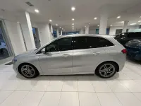 Usata Mercedes B180 AMG line 116 CV (85 kW) 2020 Argento Utilitaria