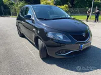 Usata Lancia Ypsilon Gold 69 CV (50 kW) 2021 Nero Utilitaria
