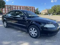 Usata VW Passat 130 CV (95 kW) 2001 Nero Berlina