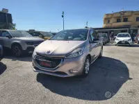 Usata Peugeot 208 Allure 68 CV (50 kW) 2012 Grigio Utilitaria