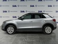 Usata VW T-Roc Life 116 CV (85 kW) 2024 Pyrit silver SUV