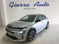 Nuova Lancia Ypsilon 101 CV (74 kW) 2025 Argento Utilitaria