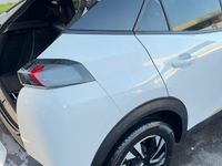 Usata Peugeot 2008 102 CV (75 kW) 2021 Bianco SUV