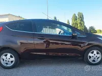 Usata Ford Fiesta Titanium 92 CV (67 kW) 2009 Viola Berlina
