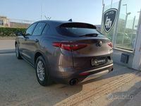 Usata Alfa Romeo Stelvio Business 190 CV (139 kW) 2019 Gray SUV