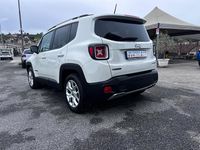 Usata Jeep Renegade Longitude 120 CV (88 kW) 2015 Alpine white SUV