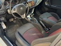 Usata Alfa Romeo MiTo 135 CV (99 kW) 2011 Bianco Utilitaria