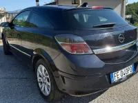Usata Opel Astra GTC Enjoy 90 CV (66 kW) 2008 Berlina