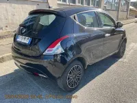 Usata Lancia Ypsilon Silver 69 CV (50 kW) 2022 Blu Utilitaria
