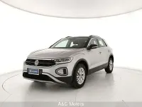 Usata VW T-Roc Life 116 CV (85 kW) 2025 Argento SUV