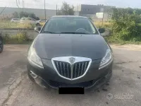 Usata Lancia Delta Platinum 165 CV (121 kW) 2011 Marrone Utilitaria