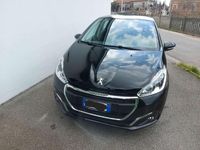 Usata Peugeot 208 Active 82 CV (60 kW) 2016 Utilitaria