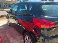 Usata Kia Venga 128 CV (94 kW) 2012 Nero Utilitaria