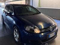 Usata VW Golf VI Comfortline 105 CV (77 kW) 2011 Blu Utilitaria