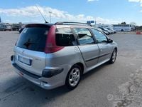 Usata Peugeot 206 75 CV (55 kW) 2002 Grigio Station wagon