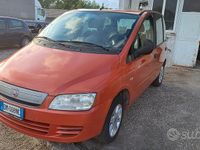 Usata Fiat Multipla Emotion 103 CV (75 kW) 2008 Arancione Monovolume