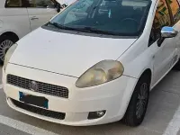 Usata Fiat Grande Punto 77 CV (56 kW) 2009 Bianco Utilitaria