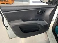 Usata Hyundai i10 Edition 69 CV (50 kW) 2014 Bianco Utilitaria