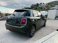Usata Mini Cooper D 116 CV (85 kW) 2019 Verde Utilitaria