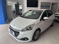 Usata Peugeot 208 Allure 75 CV (55 kW) 2016 Bianco Utilitaria