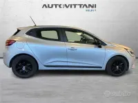Usata Renault Clio V Equilibre 67 CV (49 kW) 2023 Grigio