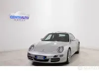 Usata Porsche 911 Carrera 320 CV (235 kW) 2004 Grigio Coupé