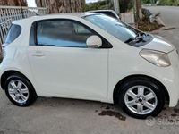 Usata Toyota iQ Sol 68 CV (50 kW) 2011 Bianco Utilitaria
