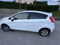 Usata Ford Fiesta 95 CV (69 kW) 2015 Bianco Utilitaria