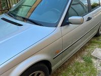 Usata BMW 318 1999 Grigio Berlina