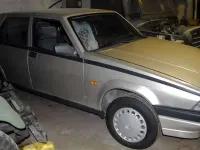 Usata Alfa Romeo 75 120 CV (88 kW) 1988 Argento Berlina