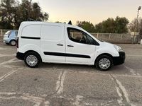 Gebraucht Peugeot Partner 99 PS (72 kW) 2016 Weiß Van / Kleinbus