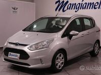 Usado Ford B-MAX 75 CV (55 kW) 2017 Gris Monovolumen