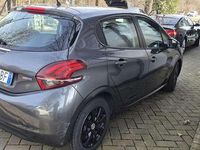 Usata Peugeot 208 Active 75 CV (55 kW) 2016 Other Utilitaria