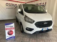 Usata Ford Transit Custom Trend 131 CV (96 kW) 2022 Bianco pastello Berlina
