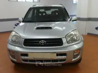 Usata Toyota RAV4 116 CV (85 kW) 2002 Argento SUV