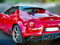 Usata Alfa Romeo 4C Spider 241 CV (177 kW) 2018 Rosso Cabrio