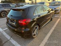 Usata Mercedes A180 109 CV (80 kW) 2015 Nero Berlina
