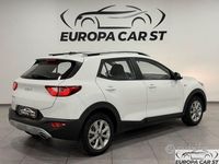 Usata Kia Stonic Style 83 CV (61 kW) 2022 Bianco SUV