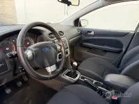 Usata Ford Focus S 90 CV (66 kW) 2007 Bluazzurro Station wagon