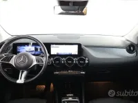 Usata Mercedes B180 Advanced 116 CV (85 kW) 2023 Blu Utilitaria