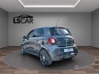Usata Smart ForFour Brabus 109 CV (80 kW) 2018 Grigio Utilitaria