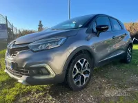 Gebraucht Renault Captur Bose Edition 90 PS (66 kW) 2017 Grau SUV