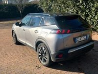 Usata Peugeot e-2008 GT-line 100 kW (136 CV) 2022 Grigio SUV