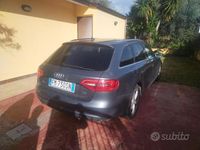 Usado Audi A4 190 CV (139 kW) 2015 Gris Familiar