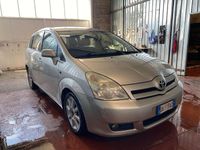 Usata Toyota Corolla Verso Sol 136 CV (100 kW) 2007 Grigio Monovolume