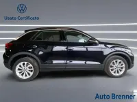 Usata VW T-Roc Life 110 CV (80 kW) 2022 Deep black perlato SUV